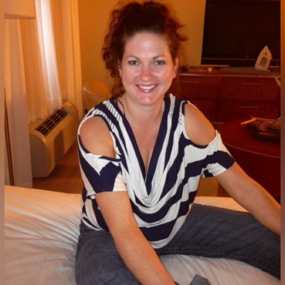 Meet your Posher, Shari - Picture 2 of 4